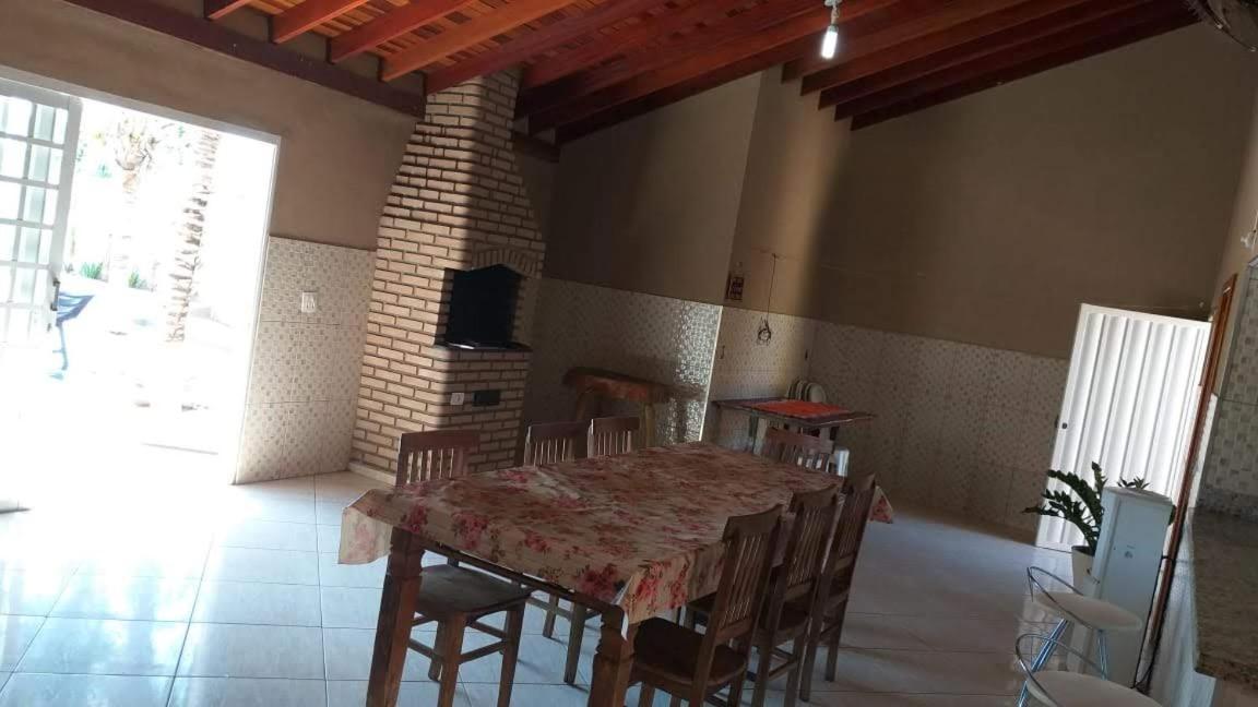 Casa de férias Casa De Temporada Dos Tamanduas Olímpia